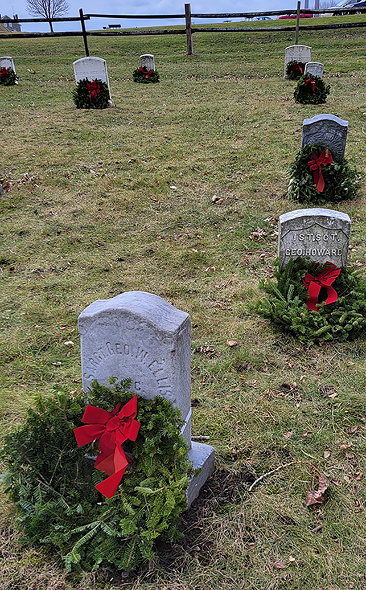 post cemetery headstones wreaths 12-2022 (small)